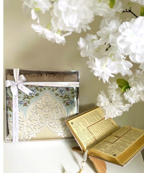 Alternative view of Samya Flower